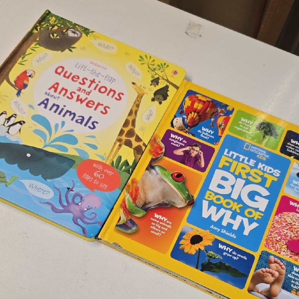 National Geographic Kids Questions and Answers Book Set - Yellow and Blue
